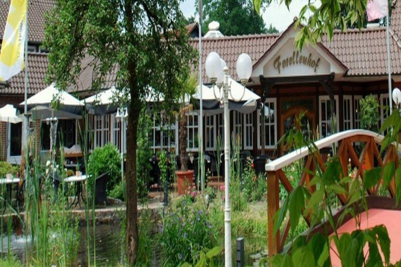 Ringhotel Forellenhof Walsrode Bagian luar foto